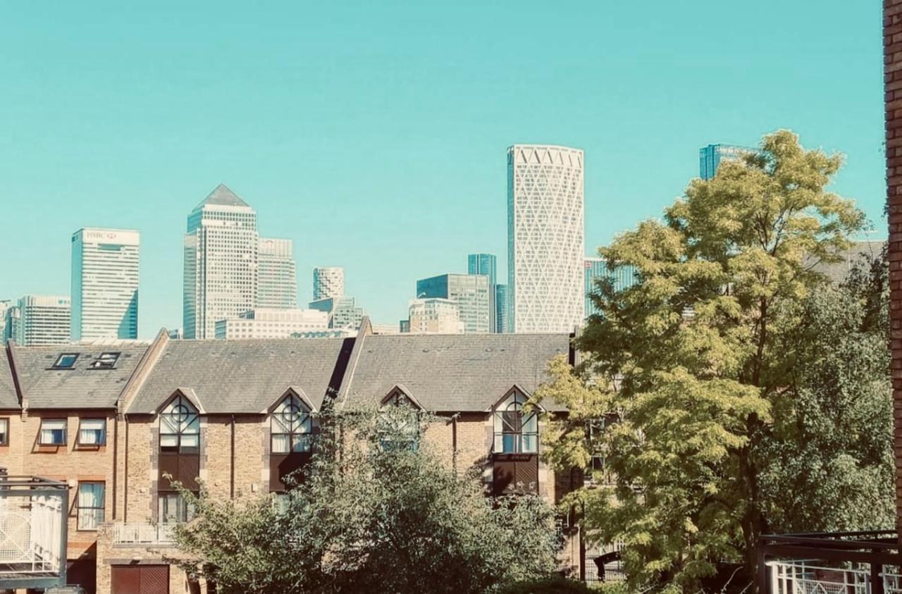 Lovely Room, Free Parking In Private Gated Place London Exterior foto